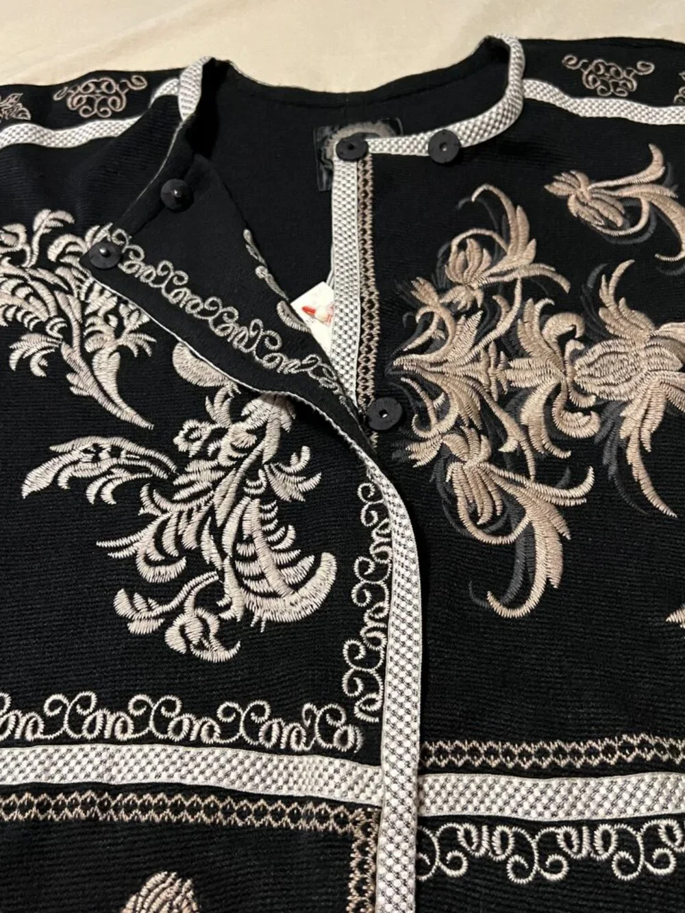 Johnny Was Embroidered Sweater Tunic - Picture 13 of 16